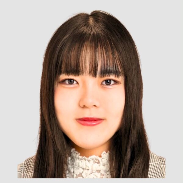 西島 麻央